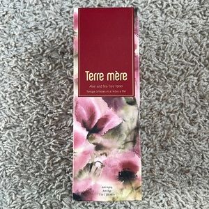 Terre Mere anti aging toner